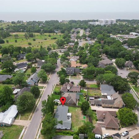 Ranch Home Gem 5Br Home Sleeps 12 With Game Room Gulfport Zewnętrze zdjęcie