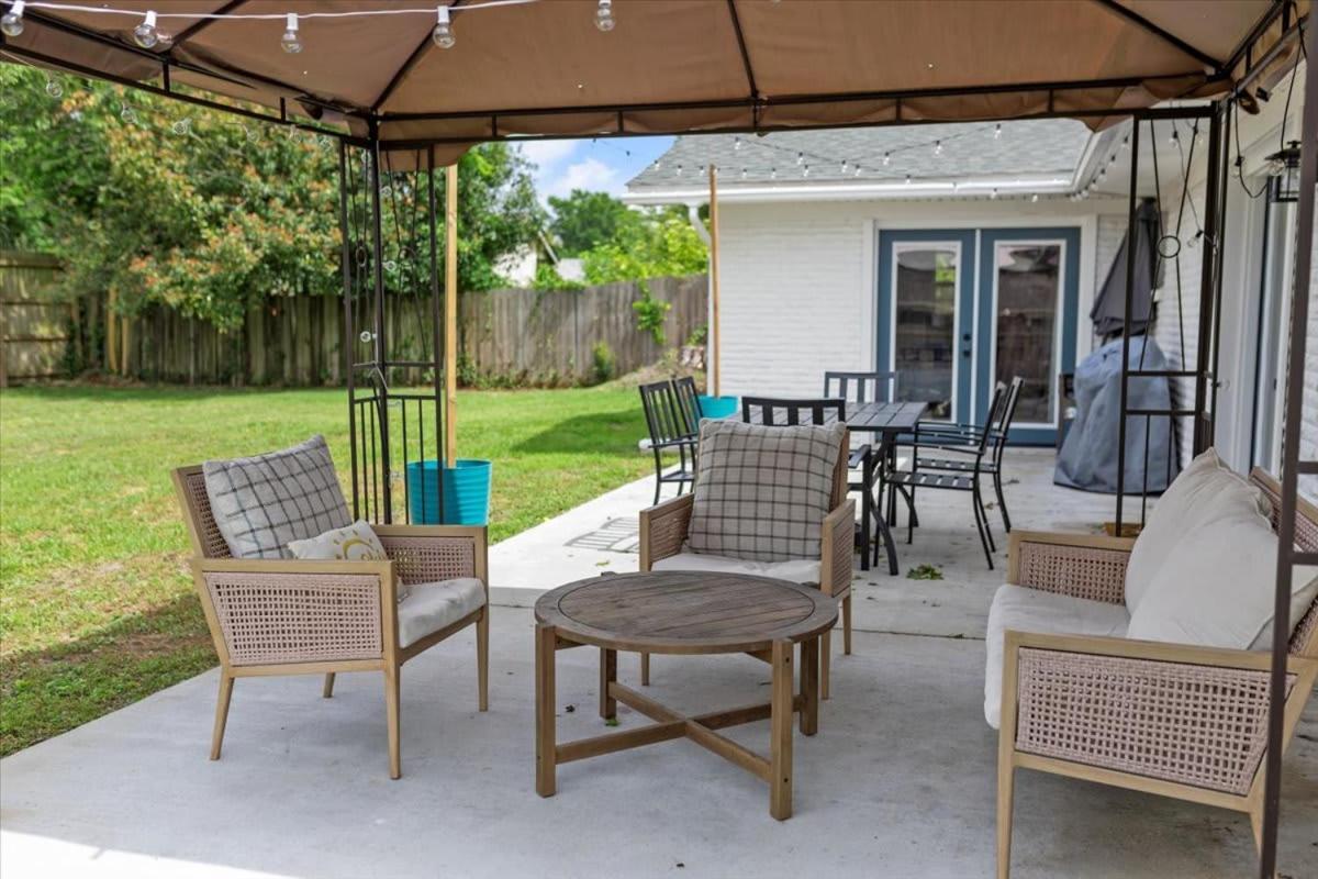 Ranch Home Gem 5Br Home Sleeps 12 With Game Room Gulfport Zewnętrze zdjęcie