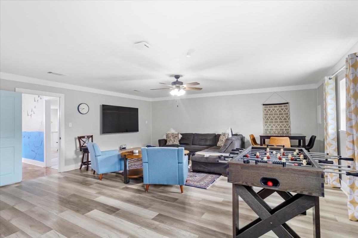 Ranch Home Gem 5Br Home Sleeps 12 With Game Room Gulfport Zewnętrze zdjęcie