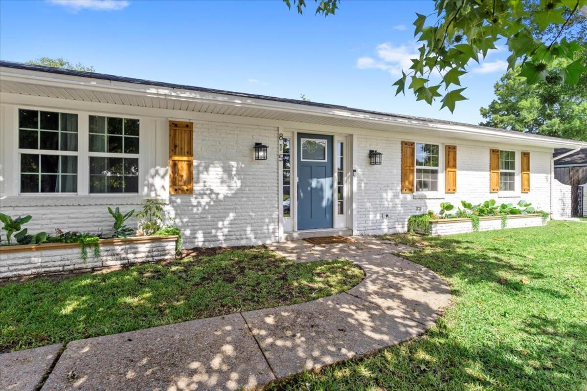 Ranch Home Gem 5Br Home Sleeps 12 With Game Room Gulfport Zewnętrze zdjęcie